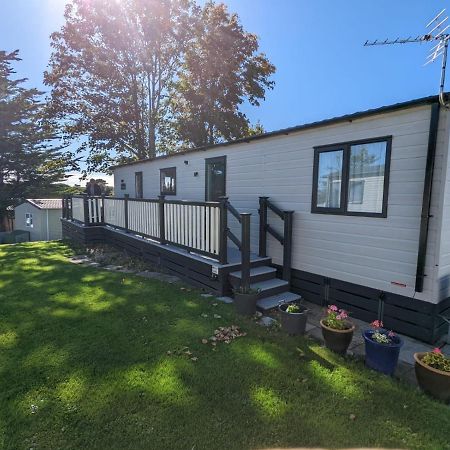 Stunning Luxury Caravan On Edge Of New Forest On Shorefield Country Park Entertainment And Leisure Passes Included Milford on Sea Eksteriør billede